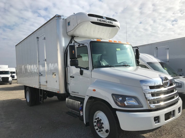 Reefer truck for rent