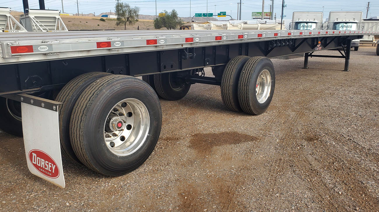 Flatbed trailer for rent - Image 1 of 1