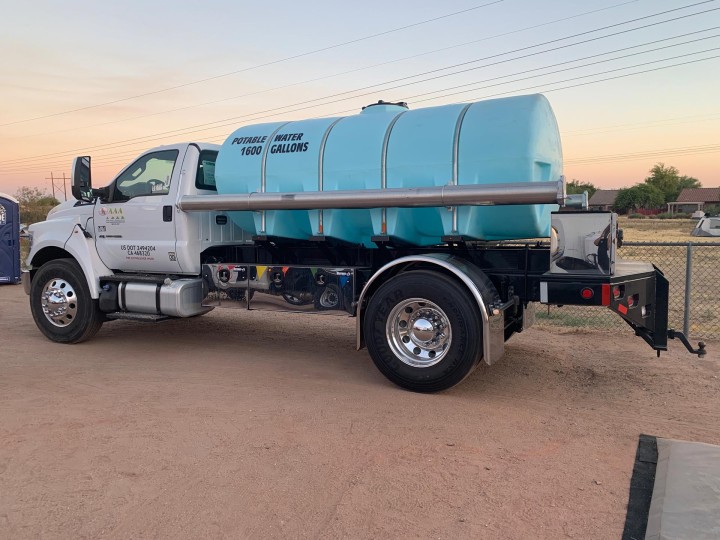 Rent Water Truck 1600 gallons