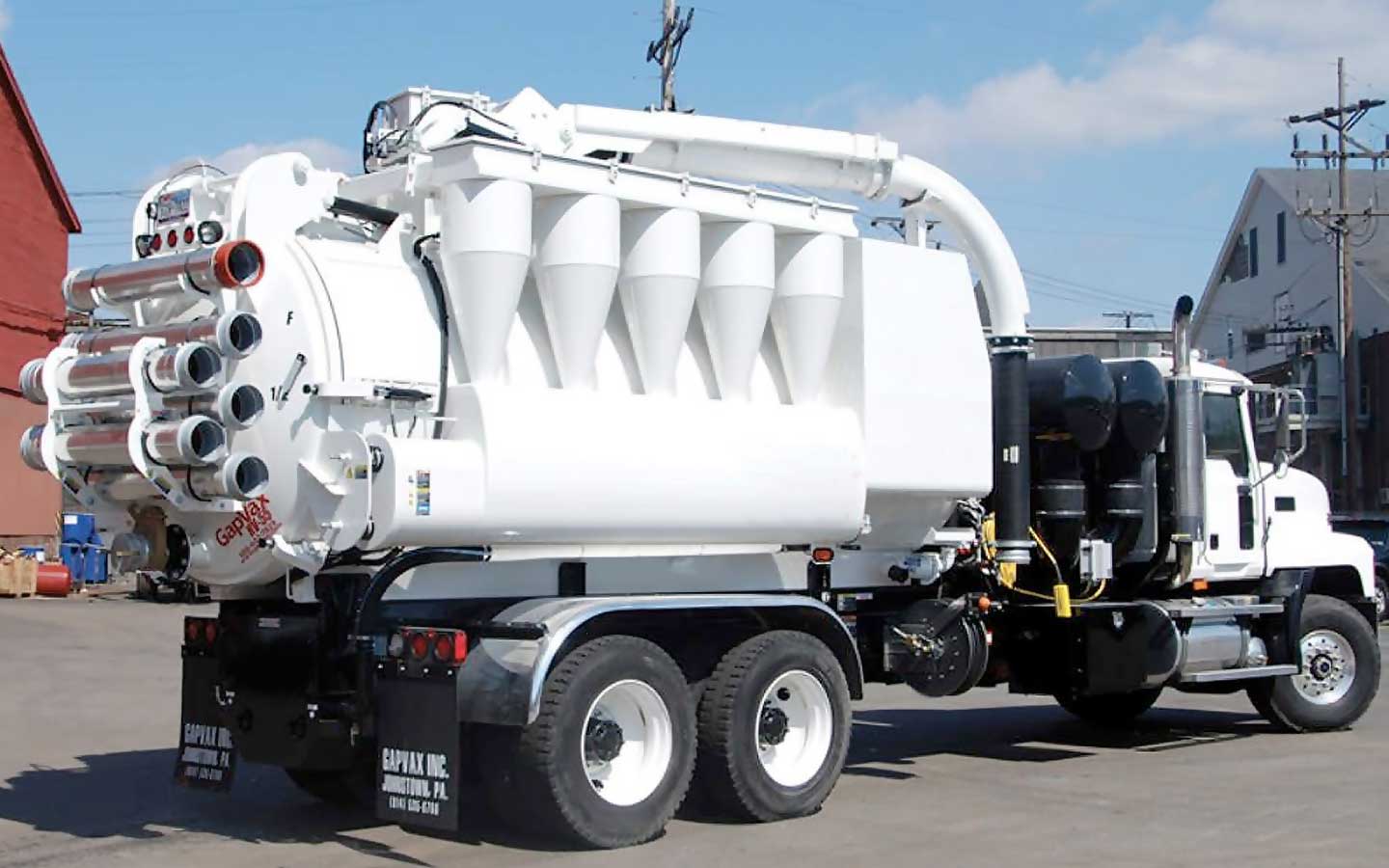 Hydro Excavation vacuum truck - Image 1 of 1