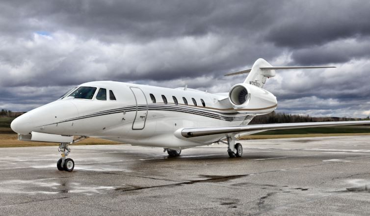 Charter Private Jet Service - Image 1 of 1