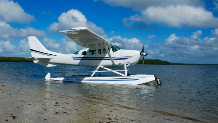 Rent Sea Plane