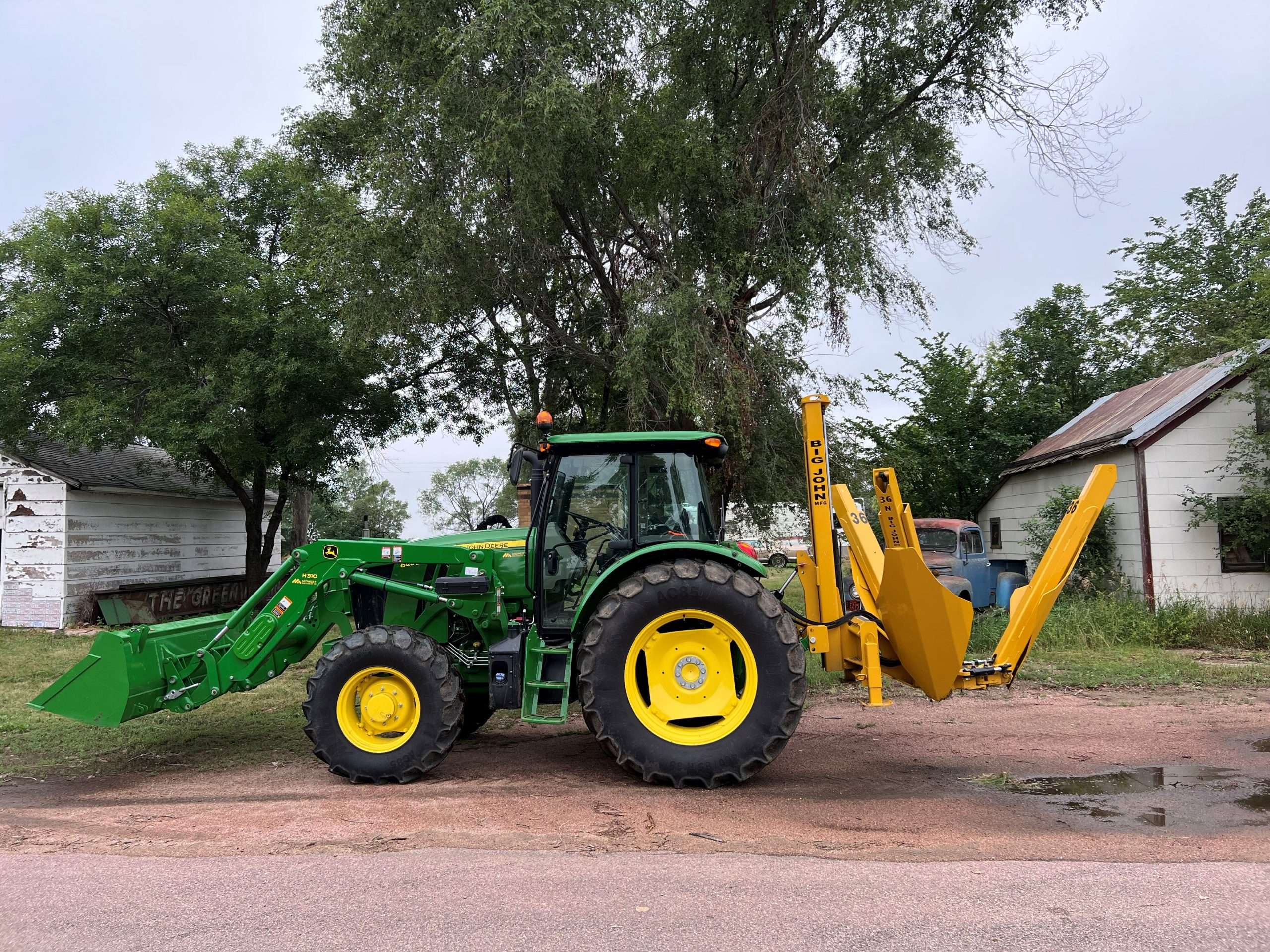 Big John Tractor Mounted Tree Spade - Image 1 of 1