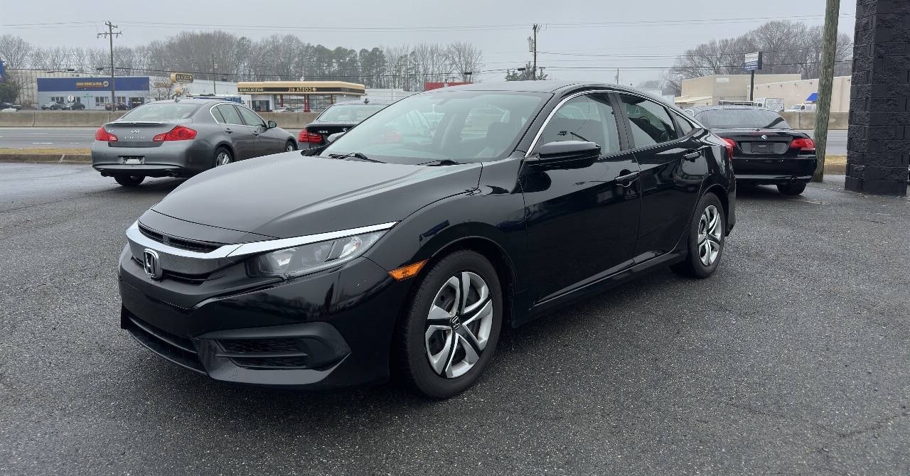 Honda Civic LX 2016 - Image 1 of 1