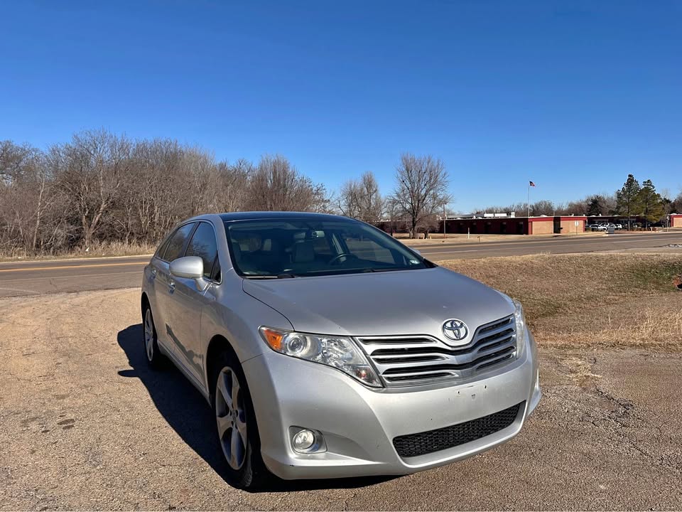 Toyota Venza 2009 - Image 1 of 1