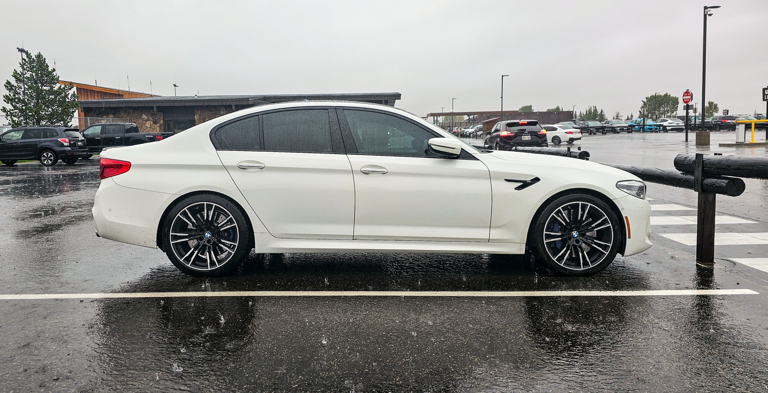 BMW M5 F90 2024 - Image 1 of 1