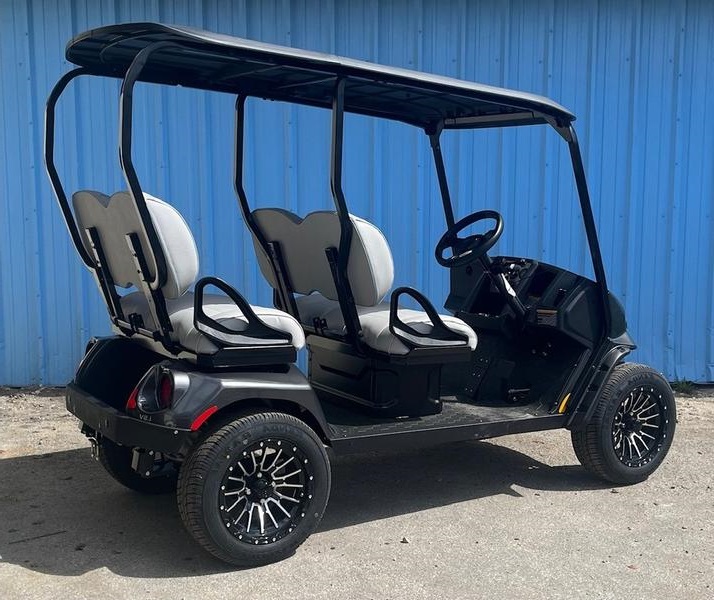 E-Z-GO Golf Cart 2024 - Image 1 of 1