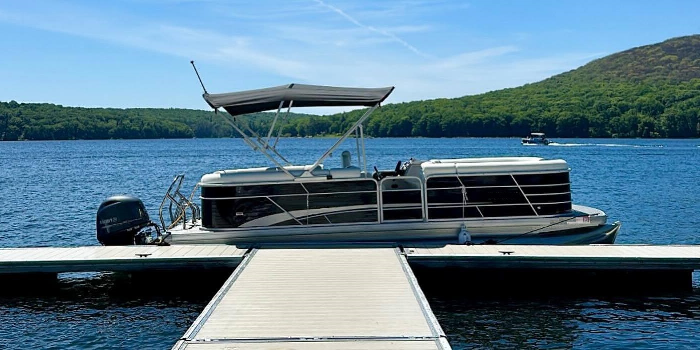 Deep Creek Lake Pontoon Boat - Image 1 of 1