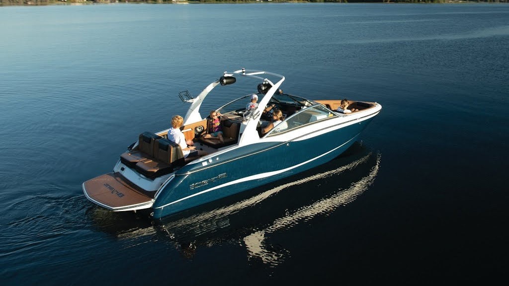 $230/hour Charter Motorboat Lake Winnipesaukee - Image 1 of 1