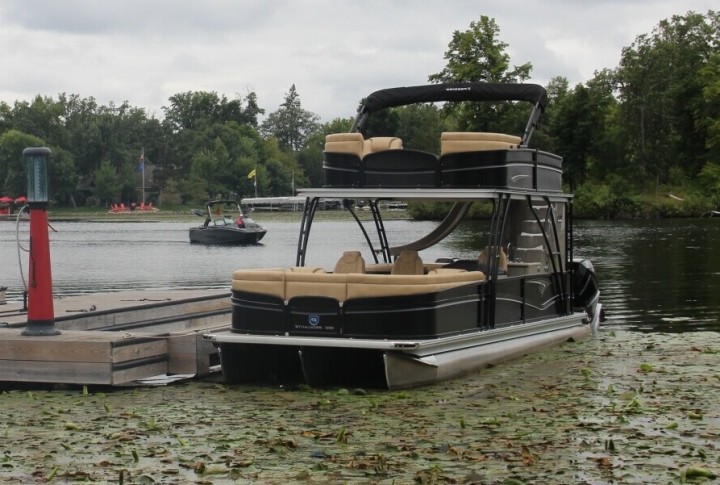 Two-tier Pontoon Gull Lake