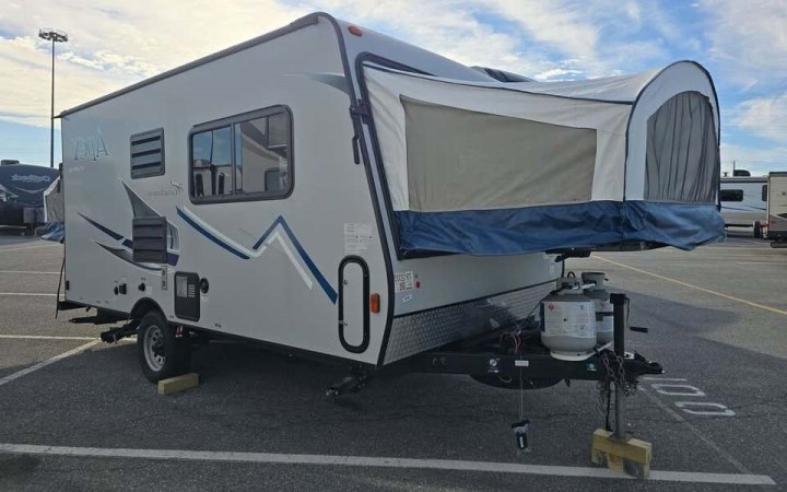 2017 Coachmen Camper Trailer Trenton