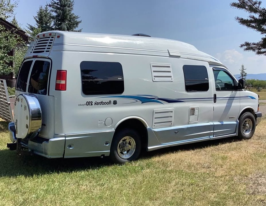 2005 Roadtrek 210 Travel Van Bozeman - Image 1 of 1