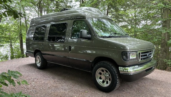 2003 Ford Econoline Travel Van Philadelphia