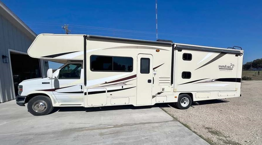 2015 Coachmen Freelander Motorhome San Antonio - Image 1 of 1