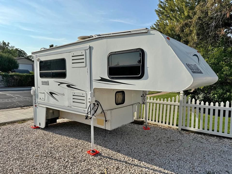 2007 Lance Slide-In Truck Camper Salt Lake City - Image 1 of 1