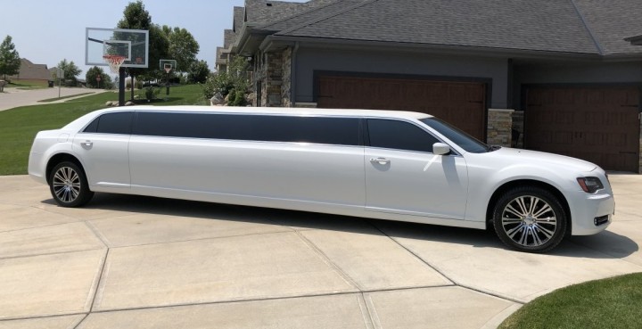 Limo rental in Omaha