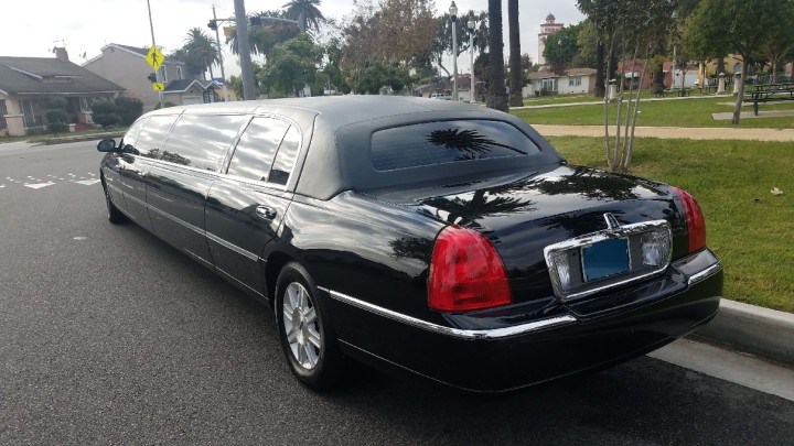 Limo service in Memphis