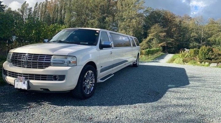 Limousine service in Vancouver WA