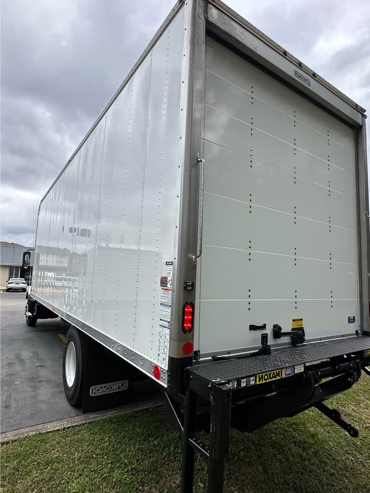 2025 Mack MD6 26ft Box Truck - Image 1 of 1