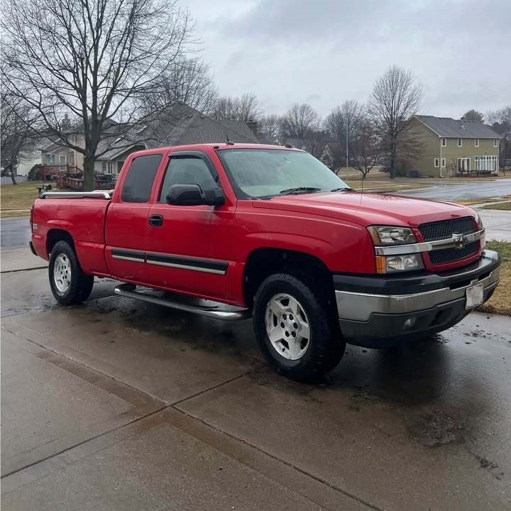 2005 Chevrolet Silverado 1500 Extended Cab Z71 - Image 1 of 1