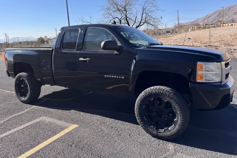 2012 Chevrolet Silverado 1500 Extended Cab LS - Image 1 of 1