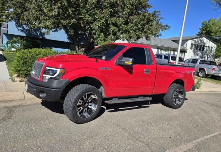 2009 Ford F-150 Regular Cab STX