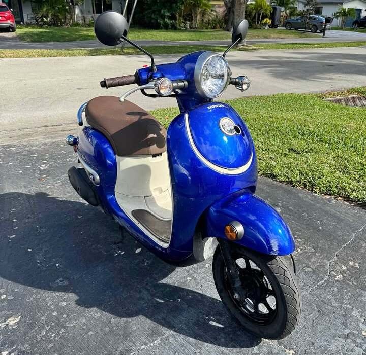 2024 Honda Metropolitan Scooter