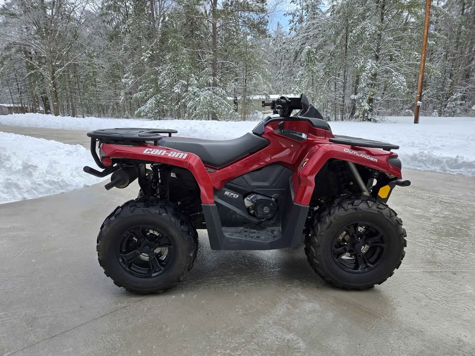 ATV Can-Am Outlander 570 XT - Image 1 of 1