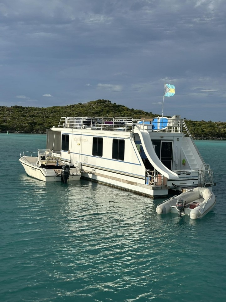 Adventure Awaits! Houseboat in Key West