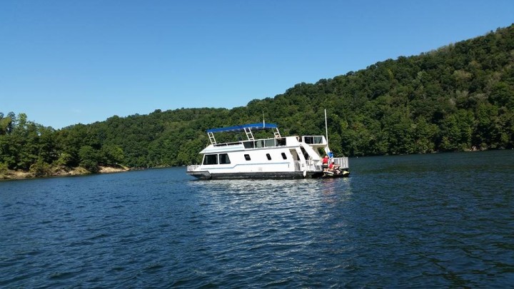 Book Your Escape Houseboat on Kentucky Lake Today