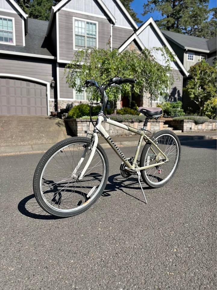 Mens Hybrid Bicycle - Bike the City of Roses