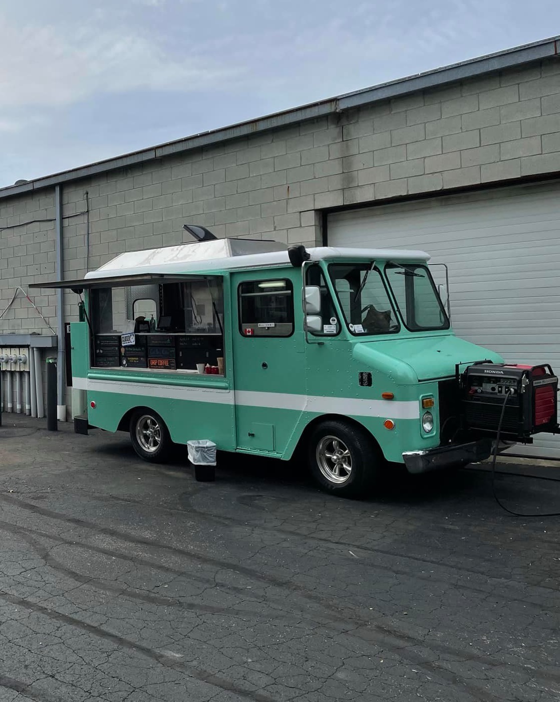 Affordable Mobile Kitchen! Perfect for CBUS Startups - Image 1 of 1
