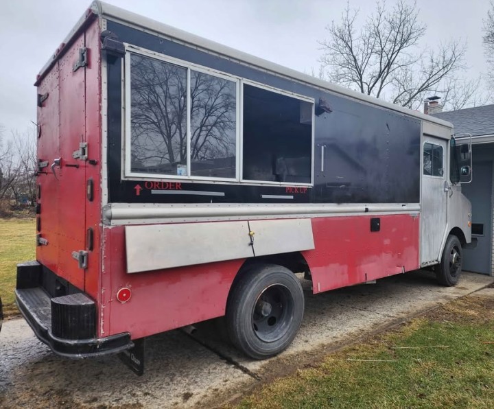 Chevrolet P30 Food Truck in Indianapolis (Low Monthly Lease)