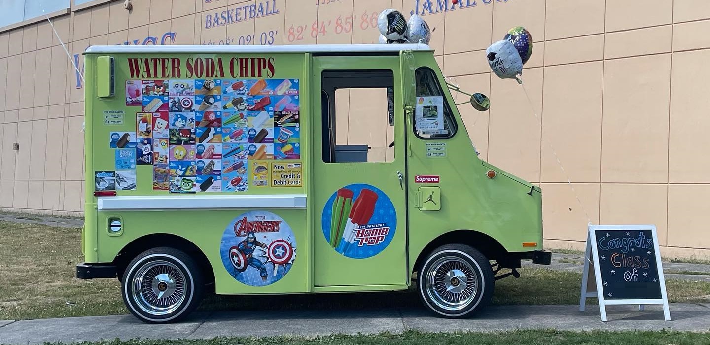 Rain or Shine = Profit! Rent a Seattle Ice Cream Truck - From $300/Day - Image 1 of 1