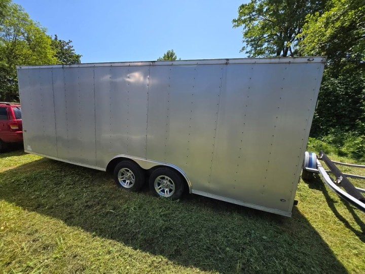 USA 22ft Enclosed Cargo Trailer - Seattle & Surrounding Areas