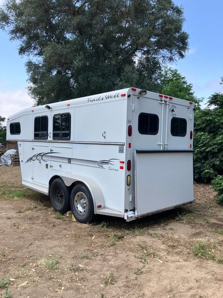 Trails West Gooseneck Sierra Weekender 2 Horse Trailer - Book Now!