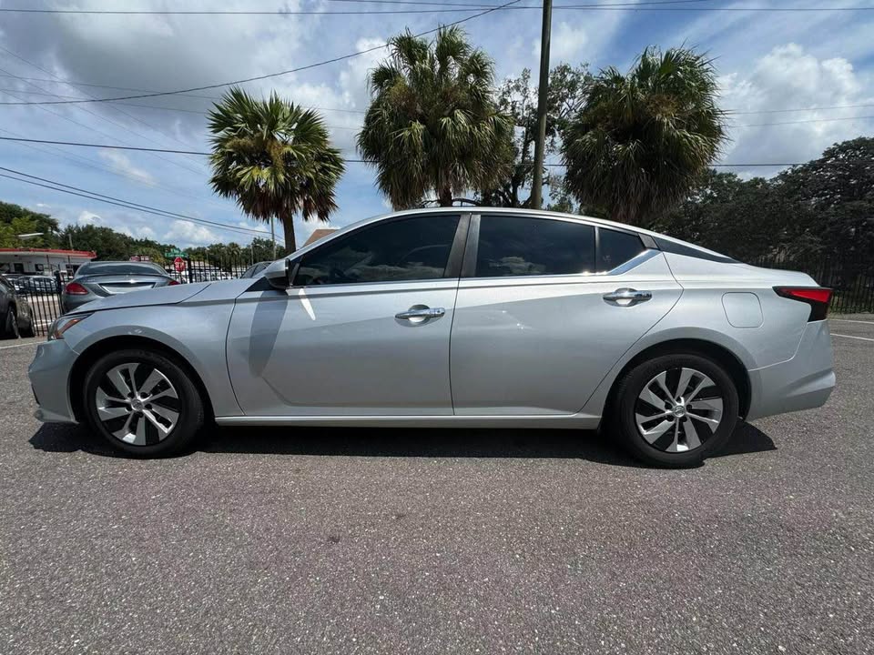 2019 Nissan Altima 2.5 Platinum - Image 1 of 1