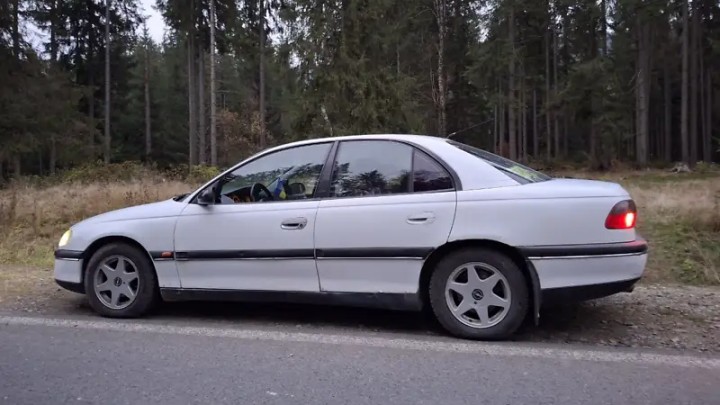 1998 Opel Omega