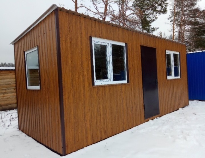 2x5 m insulated construction trailer