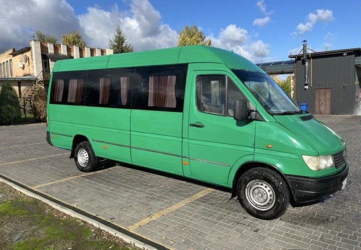 Mercedes-Benz Sprinter