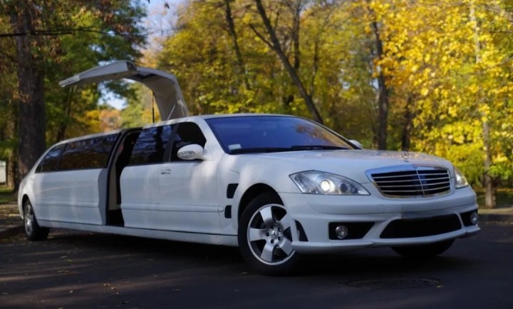 Mercedes-Benz W221 S63 AMG