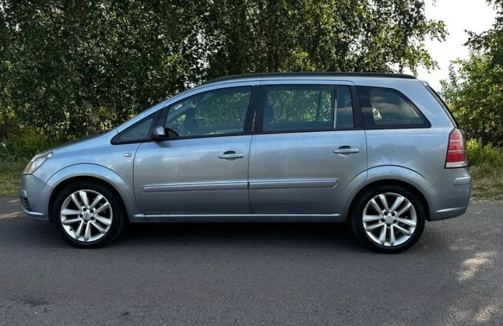 Opel Zafira II