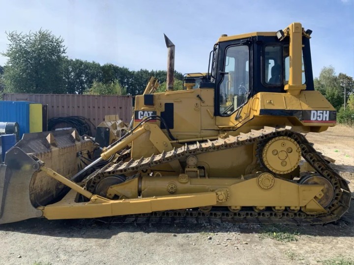 Caterpillar D5H
