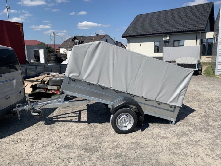 Tipper trailer with galvanized body