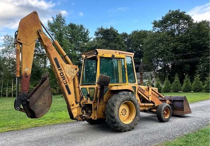 Backhoe Ford 655A